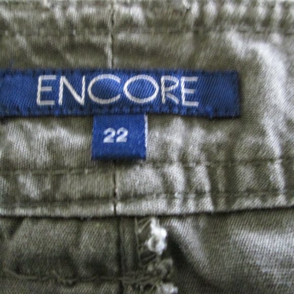 Encore Skorts - Picture 3 of 4